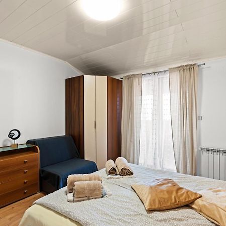 Sea View Apartments With Shared Pool Pomer Exterior foto