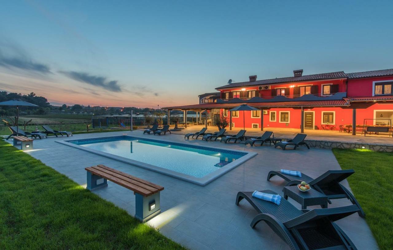 Sea View Apartments With Shared Pool Pomer Quarto foto